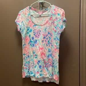 Lily Pulitzer tee